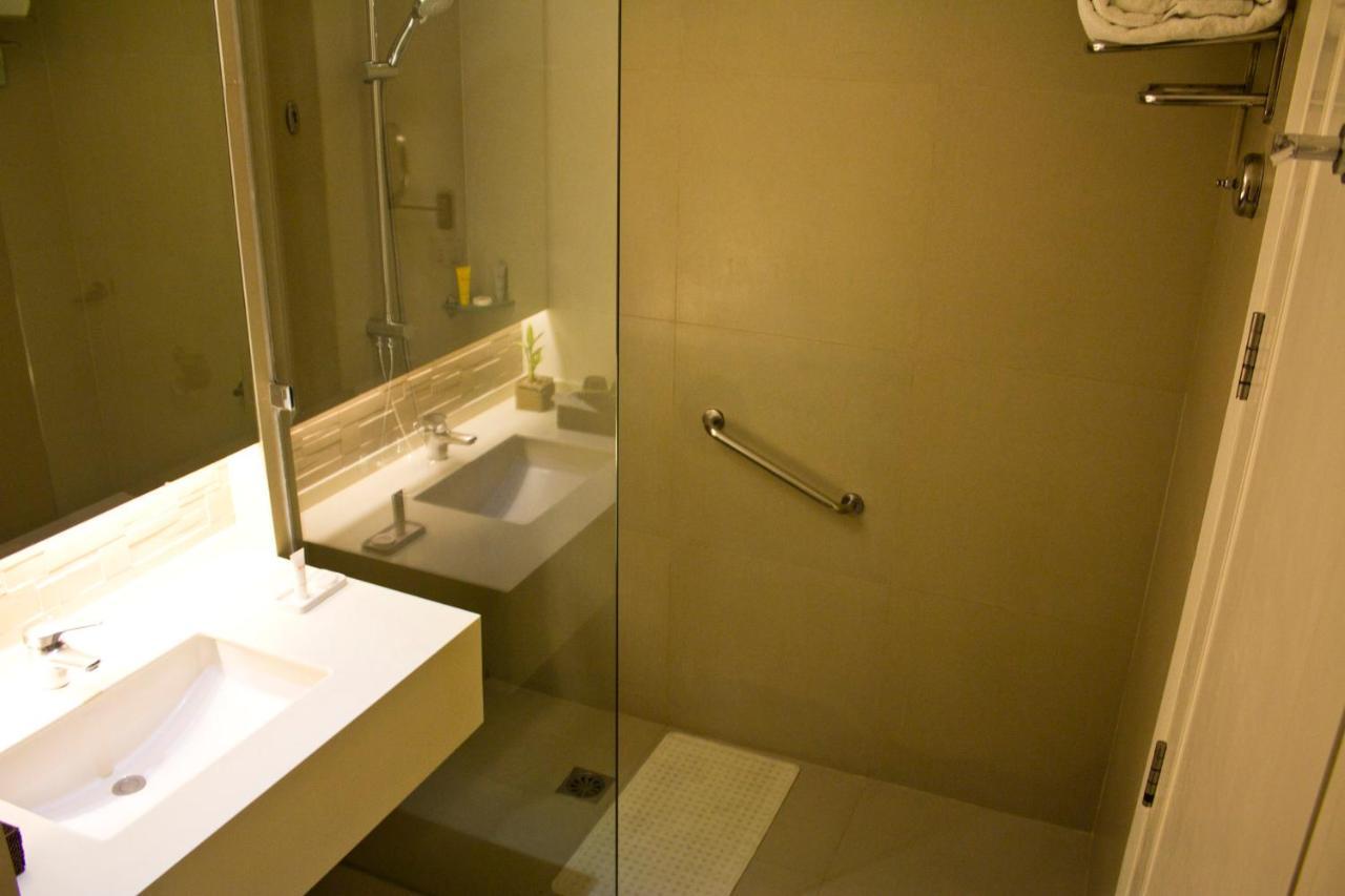 Superior Twin Room,1304156839:JPEG