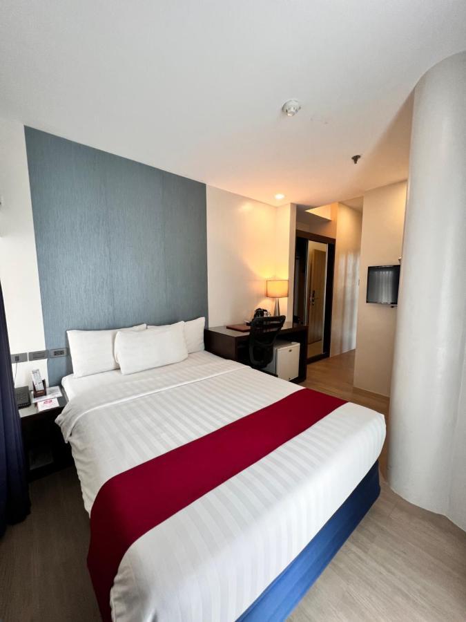 Superior Room,1310222350:JPEG