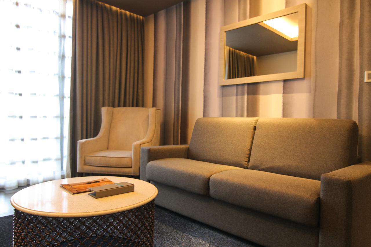 Executive One-Bedroom Suite,642802944:JPEG
